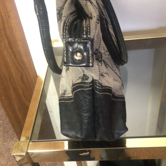 U.S. Polo Assn. grey and black leather hand bag - Picture 10 of 10